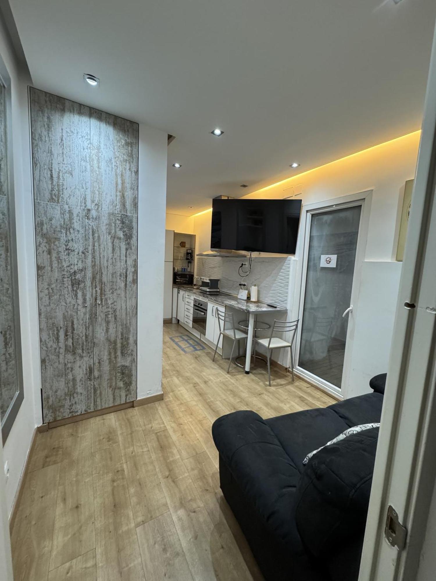 Apartamento Con Patio En Madrid Centro Exterior photo